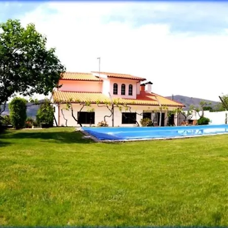 فيلة Villa Rua Do Valado سابروسا