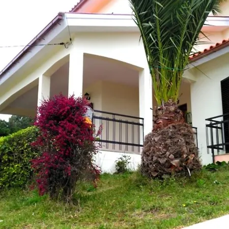 Villa Rua Do Valado فيلة سابروسا