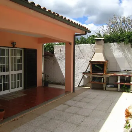 Villa Rua Do Valado *