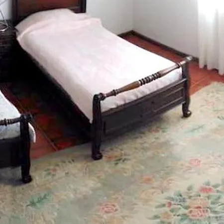 Villa Rua Do Valado فيلة *